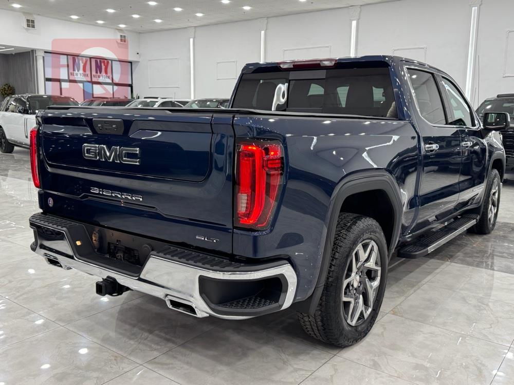 GMC Sierra